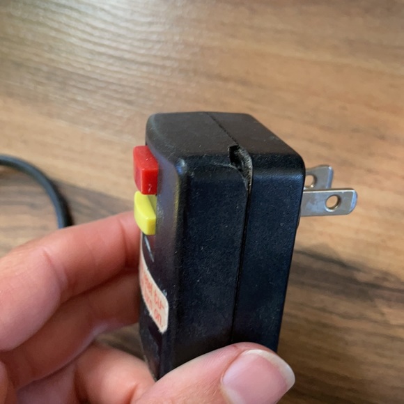 Chi Ceramic Hair straightener - Picture 2 of 4